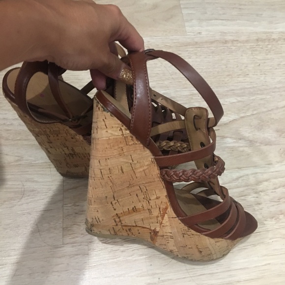Shoes - BROWN WEDGES